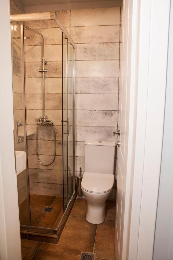 Lovely 1St Fl. Apt, With Balcony In Pagrati Athens Exterior photo